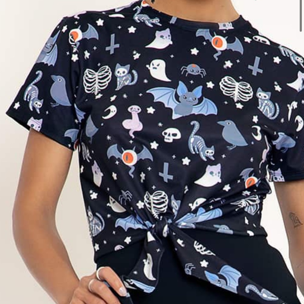 Front tie tee top